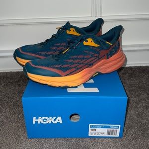 HOKA Speedgoat 5 Women 10B